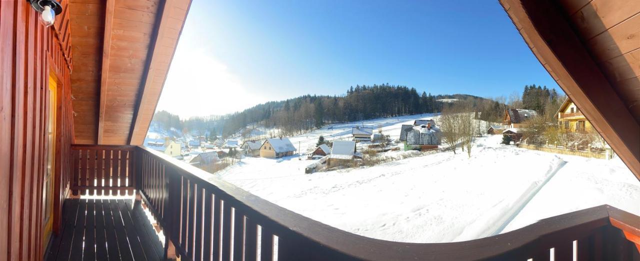 Rodinny Dum Na Slunecni Strani Dolni Dvur Exterior photo