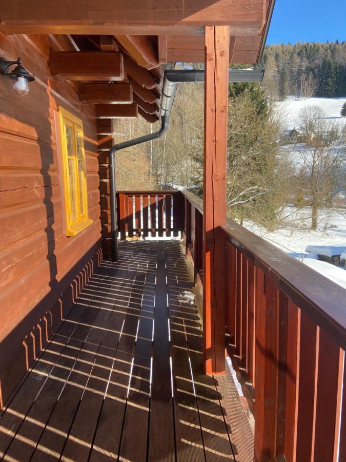 Rodinny Dum Na Slunecni Strani Dolni Dvur Exterior photo